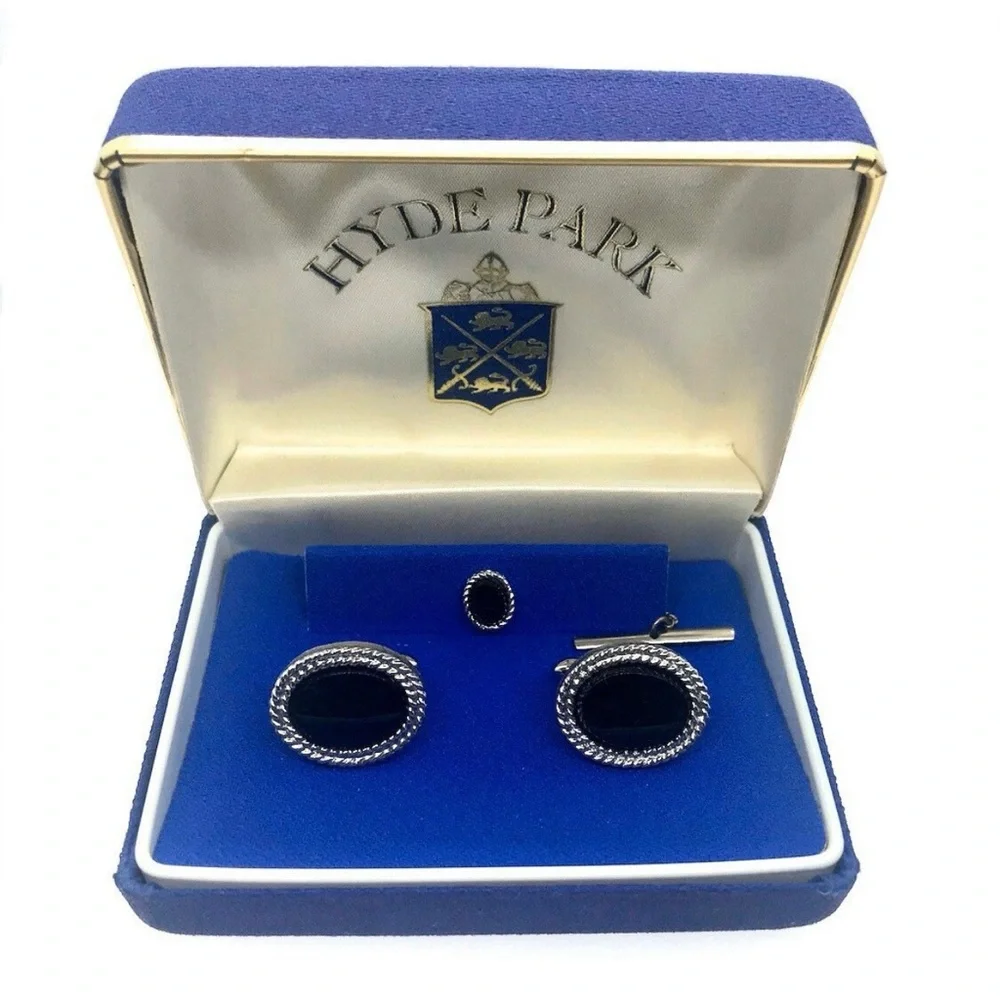 Hyde Park Men’s Vintage Cufflinks Silvertone and Faux Black Onyx Oval Cuff Links